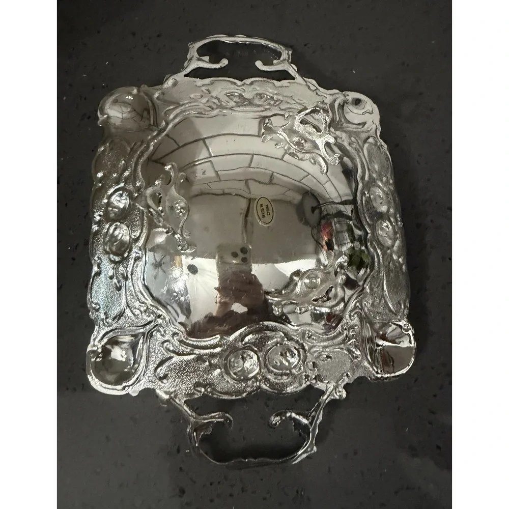 Vtg Silver Plated Tri-foot Footed Candy Dish / Tray Handles Roses
